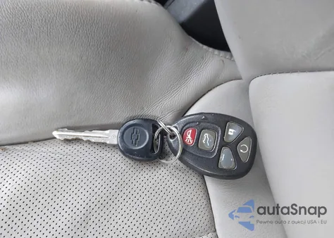 2010 Chevrolet Traverse Ltz из США, поврежденный, VIN 1GNLRHED2AS116407